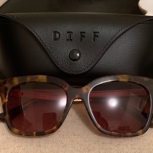 Bella XS Amber Tortoise Brown Fade Sunglasses BRAND NEW